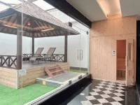 Orient Luxury Villa Motel