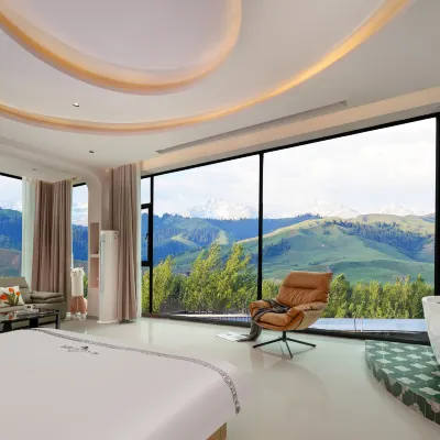 Nalati Xingxiu Shanhe Homestay Hotels near Nalati Glass Observation Deck