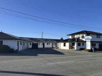 The Lakes Motel Hotels in Twizel