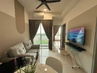 121 Residences by The Homez Near One Utama, Starling Mall, Atria - balcony