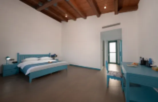 Zui Dongfeng Art Lodge