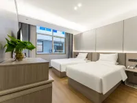 Yayue Hotel (Jian Jinggangshan Scenic Area Museum) Hotels near Revolution Martyr Memorial Tower