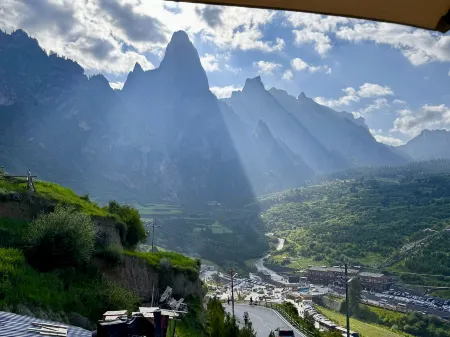 Zha Ga Na Photography Homestay Chinese Inn