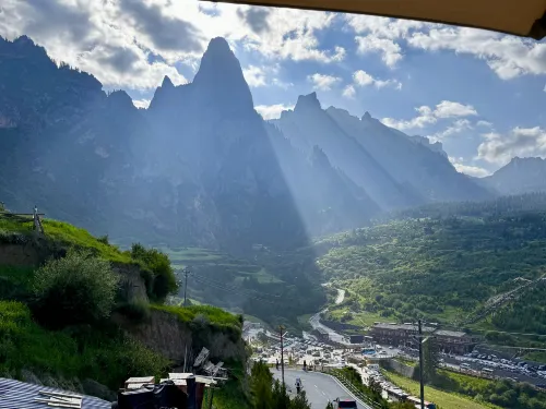 Zha Ga Na Photography Homestay Chinese Inn