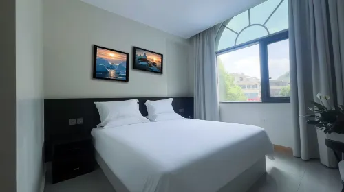 Blue Maple Hotel (Anshun Zhenning Huangshuojie Store) - 2-نجوم