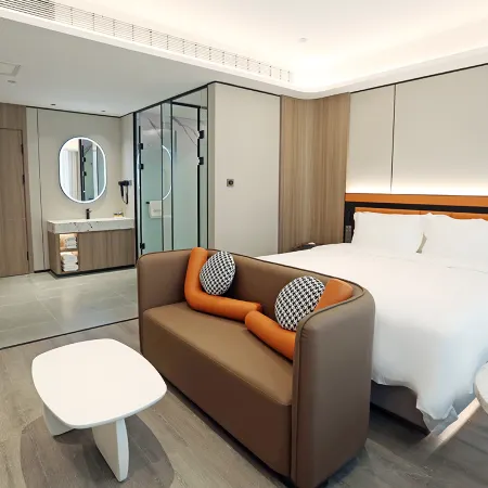 Heyi Hotel (Xinxi Market Seafood Street Branch)
