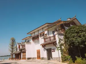 Yangshan Lake Yuyao Inn