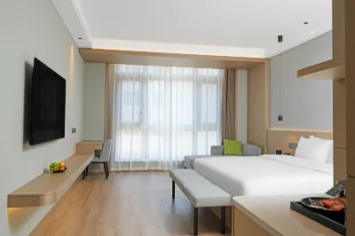 Yueshang Hotel (Zhangjiagang High-Speed Railway Station Beijing Road) Hotels near hong ji qiao