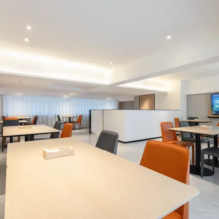 City Comfort Inn Hotel (Chongzuo Zhongxin Pedestrian Street)