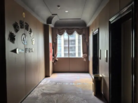 Haoqian Shadow Hotel 벽강 천생교 관광지 주변 호텔