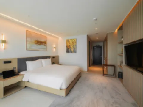 Wave M Hotel West 始興市のホテル