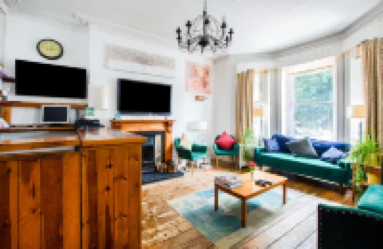 OYO The Lodge Bournemouth