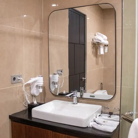 Azana Garden Hill Resort Blora