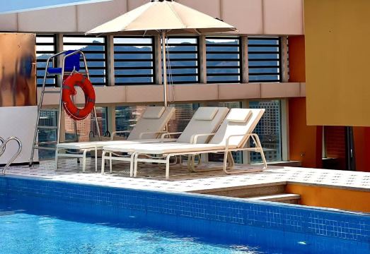 Home2 Suites by Hilton Lobby