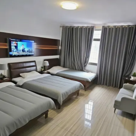 Lianhua Hotel