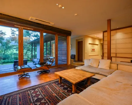 大分九重久織亭 Oitakokonoekuoritei 九重のホテル