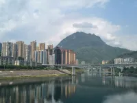 Milan International Holiday Hotel - Mountain view