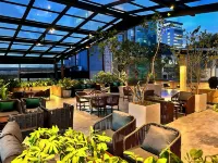 Colombo Court Hotel & Spa Hotels near R. Premadasa International Cricket Stadium, Colombo, Sri Lanka