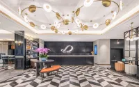 XANA Deluxe Hotel (Shenyang Zhongjie Palace Museum Xiaoheyan Morning Market Branch)