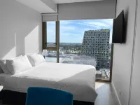 The Cullinan Apartments by CLLIX Hotels near Mile End