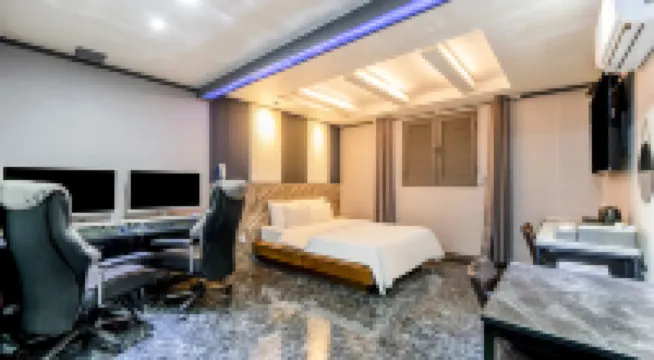 Incheon Sinpo Donkey Hotel Hotels near Jajangmyeon Museum