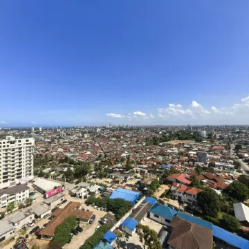NOBLE HOTEL Отели рядом с достопримечательностью «Dar Es Salaam War Cemetery»