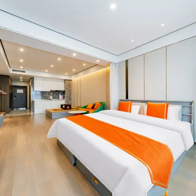 Liudu Holiday Hotel (Hohhot International Convention and Exhibition Center) Hotels near Caoyuan Sichouzhilu Culture Theme Park