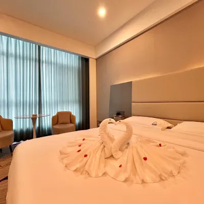 Hohhot Jinyun Express Hotel (Kuangxiangzi Food Street Affiliated Hospital) Hotels near Ulanhu Museum