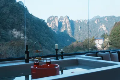 Zhangjiajie Muye · Shanjian Homestay 황석채 케이블카 주변 호텔