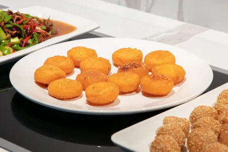 Elong Anyun Hotel (Bijie Qixingguan District People's Park) Отели в г. Бицзе