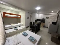 Beinte Singko de Marso Apartments