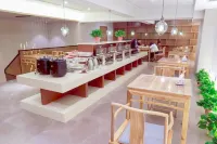 GYA Hotel (Quyang Hengshan East Road)