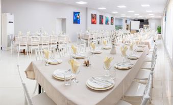 Route Hotel