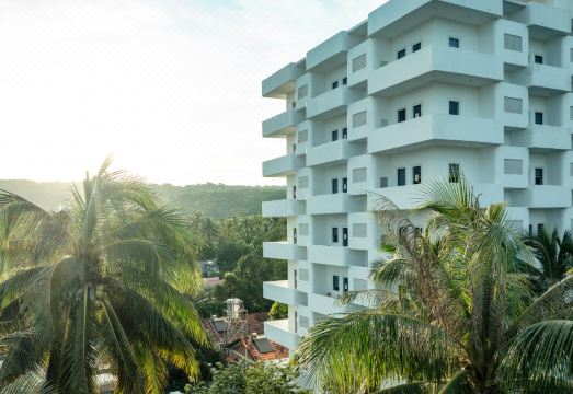 더 업 호텔 푸꾸옥 섬의 야외 수영장 이미지