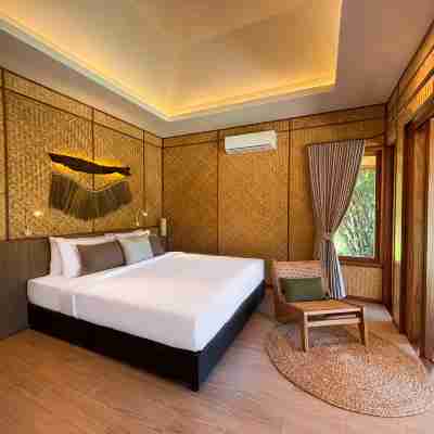 The Riverfront Reserve Rooms