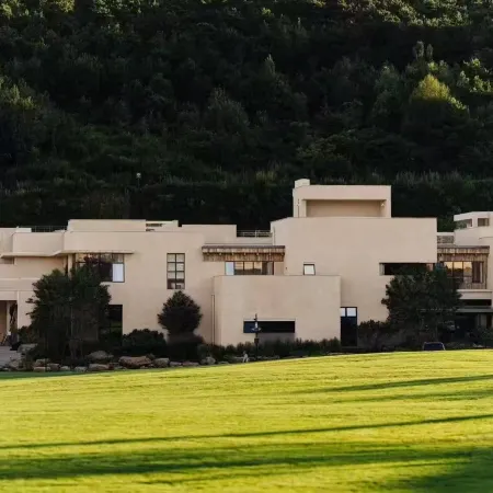 Author's Room Hotel (Anaya Jinshanling)