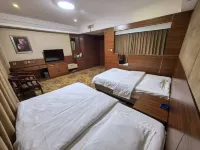 Huayi Select Hotel by Home Inn (Suihua Lanxi)