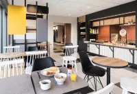 โรงแรม B&B HOTEL Laval Ouest - พร้อมอาหารเช้า
