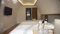 Yichuan Hukou Cave Dwelling