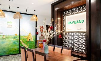 Hoi An Canal House Riverside a Salve by Haviland