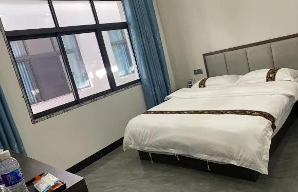 六枝牂牁鎮景怡酒店