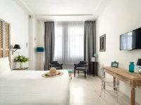 لا فيلا نيس بروميناد Hotels near غومبيتاه