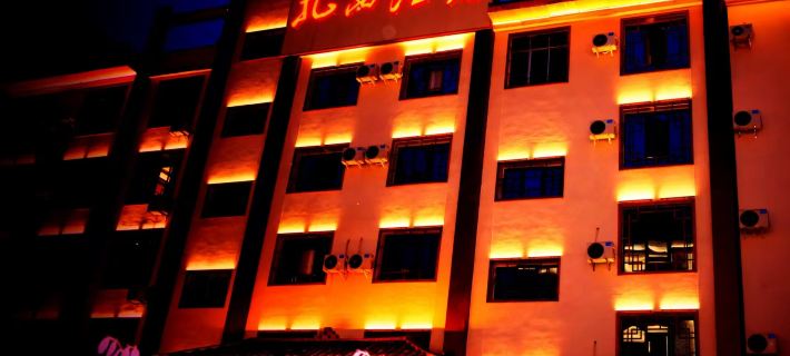 Weixin Zhaxi Hotel Hotels in Weixin