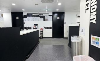 Ekonomy Hotel Myeongdong Premier