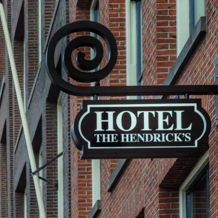 The Hendrick's Hotel Отели рядом с достопримечательностью «НЕМО»