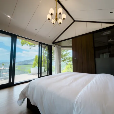 cangyangyihao hotel