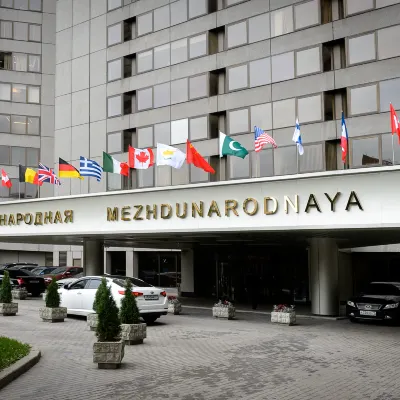 Apart-Hotel Mezhdunarodnaya โรงแรมใกล้สวนชัยชนะ