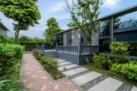 Yunhai Xuegu Hot Spring Hotel