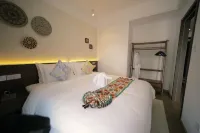 Wuyong Residence (Deshang Nakeli International Wellness Resort Area)