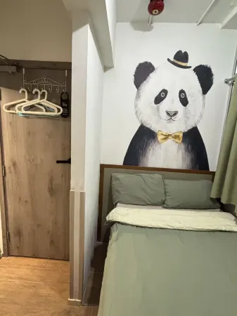 Panda's Hostel